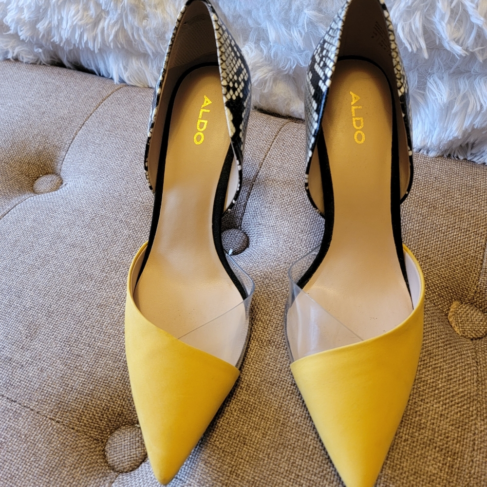 Aldo shoes , size 8, Yellow with snake skin heels.